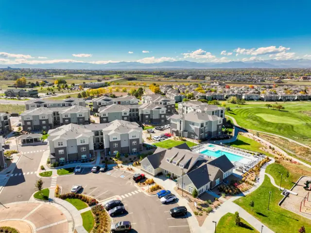 Drone photo highlighting apartment community amenities for multi-family property marketing
